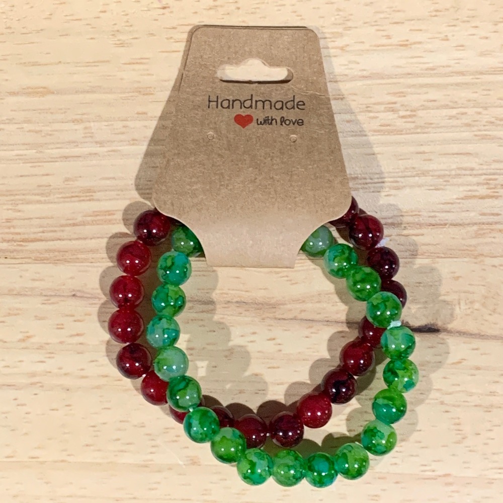 Handmade Beaded Stretch Bracelet Women OS 2pc Green Red Marbled Holiday Jewelry